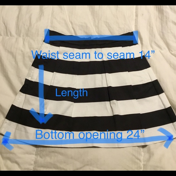 Box Pleat Skirt Sz 4 - Picture 5 of 5